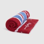 chica toalla de playa bandera union jack Pepe Jeans 44JTZ1522 multi