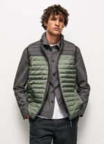 hombres chaleco capitonado con diseño colour block Pepe Jeans 44JTZ840 negro lavado