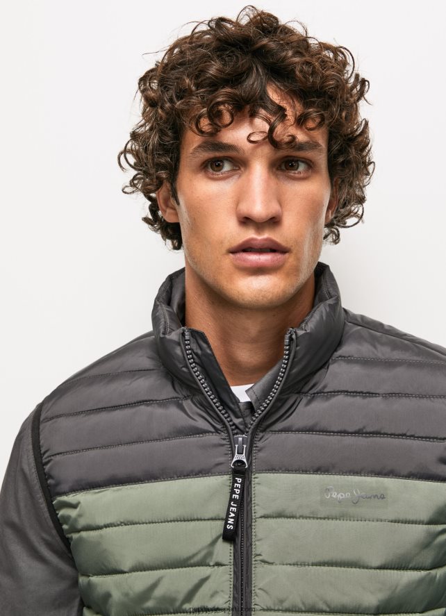 hombres chaleco capitonado con diseño colour block Pepe Jeans 44JTZ840 negro lavado - Imagen 3