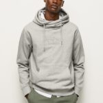 hombres suéter con logo de alta densidad Pepe Jeans 44JTZ904 gris marga