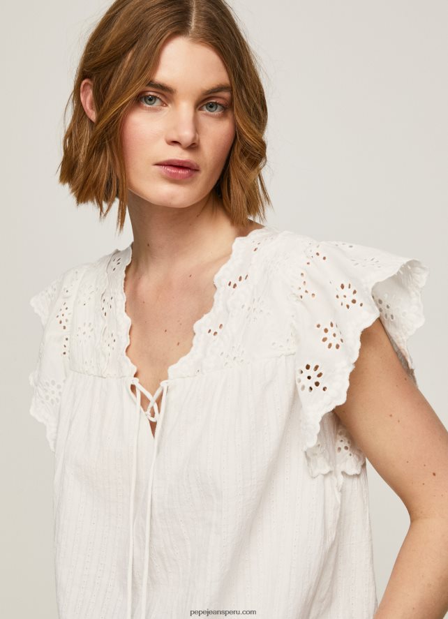 mujer_blusa_de_algodon_con_detalles_calados_pepe_jeans_44jtz342_mousse.jpg mujer blusa de algodón con detalles calados Pepe Jeans 44JTZ342 mousse - Imagen 1