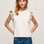 mujer camiseta con mangas de ganchillo Pepe Jeans 44JTZ464 mousse