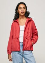 mujer chaqueta cortavientos con capucha Pepe Jeans 44JTZ129 estudio rojo