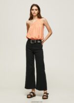 mujer top con escote asimétrico Pepe Jeans 44JTZ355 durazno - Imagen 2