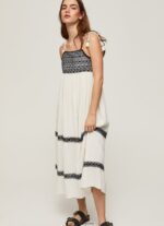 mujer vestido de algodón bordado Pepe Jeans 44JTZ189 mousse - Imagen 2